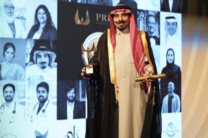 راشد محمد العبداللطيف مع جائزة الإنجاز مدى الحياة في قطاع الرفاهية والإرث الثقافي، International Prime Awards – Asia Edition 2026